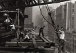 Uomini a lavoro sull'Empire State Building 