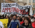 Corteo studenti senza incidenti, ma con insulti a Israele
