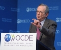 Padoan: Disoccupazione va affrontata con molta pi forza