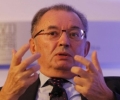 Squinzi a Berlusconi: Spread  importante