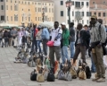 Boom di rimesse da Italia: 2011 +12,5% contro +2% Ue