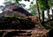 Palenque: accesso nell'anticamera di una tomba maya da parte di un team di archeologi messicani ...