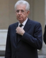 Monti: Ne stiamo uscendo, evitato disastro totale